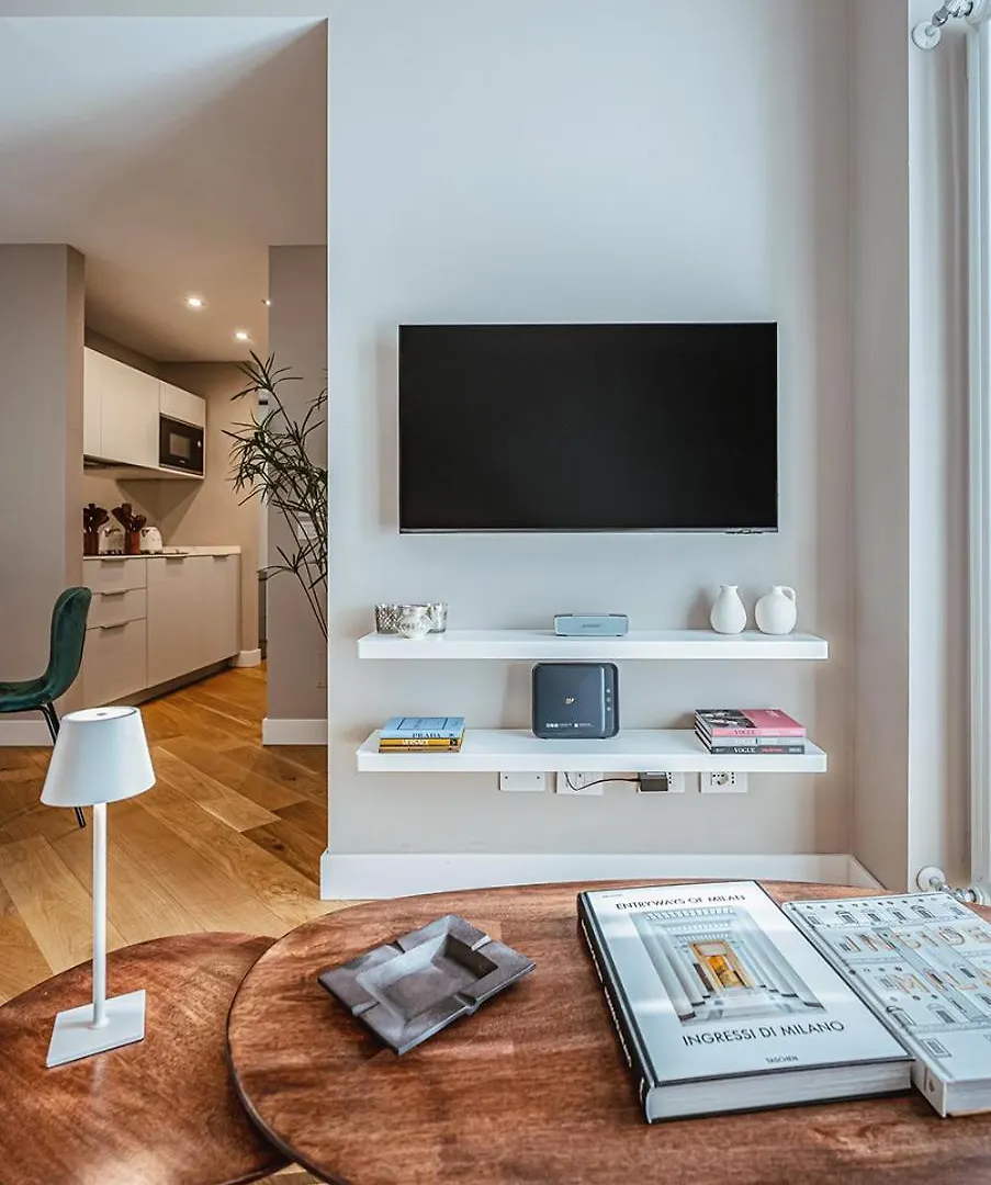 Melzo Junior Suite Milan 0*,